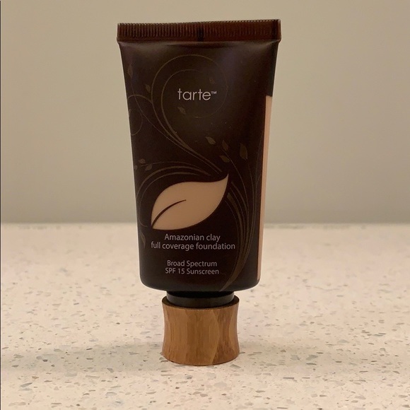 Tarte Amazonian Clay Full Coverage Foundation 16B - Picture 3 of 5